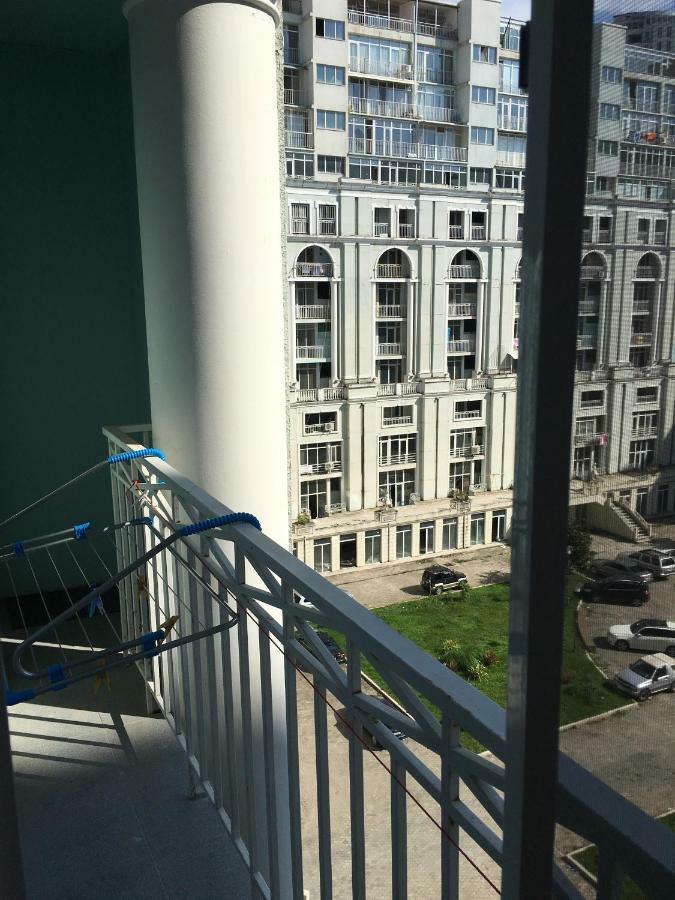 Apartment White Magnolia Batumi Exterior foto